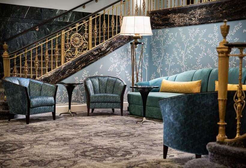 هتل Amway Grand Plazacurio Collection By Hilton