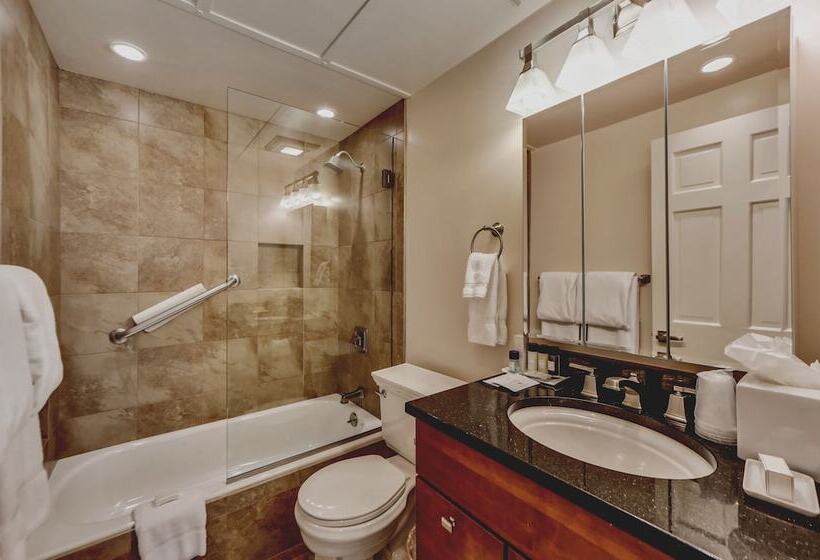 هتل Aspen Square Condominium