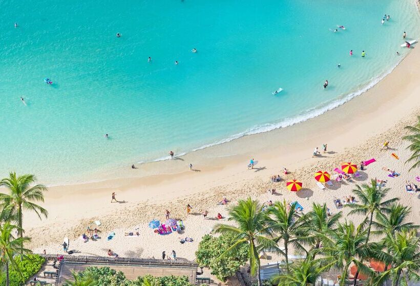 בית מלון כפרי Aston Waikiki Beach Tower