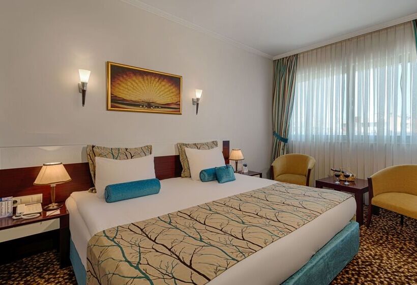 هتل Best Western Plus Khan