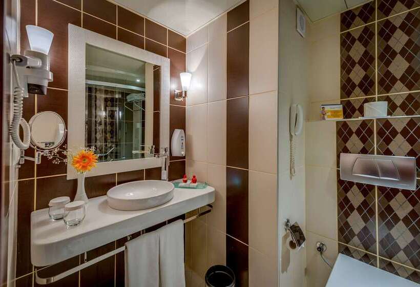 هتل Best Western Plus Khan