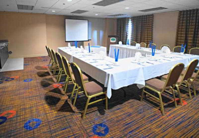 فندق Courtyard By Marriott Baldwin Park