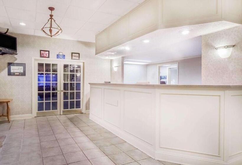فندق Days Inn By Wyndham Dover Downtown