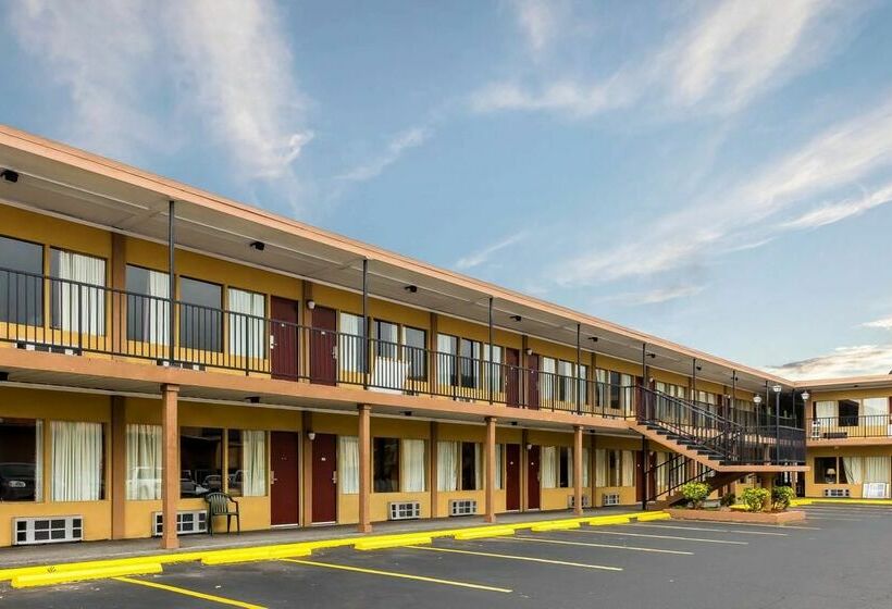 Hotel Econo Lodge Inn and Suites Hot Springs