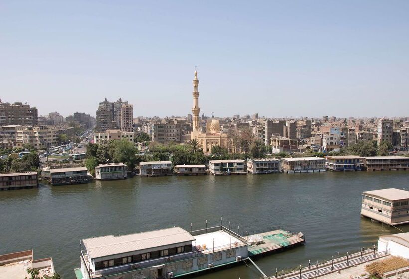 Golden Tulip Hotel Flamenco Cairo