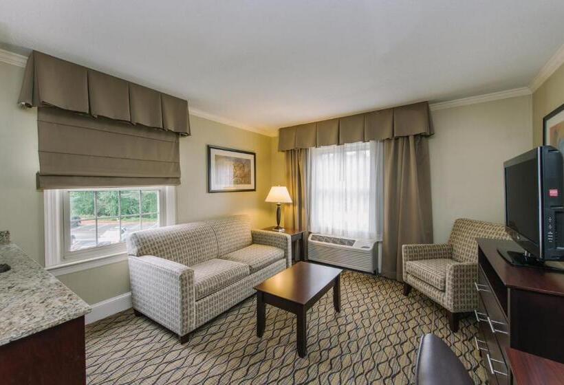 فندق Holiday Inn Express And Suites Merrimack, An Ihg