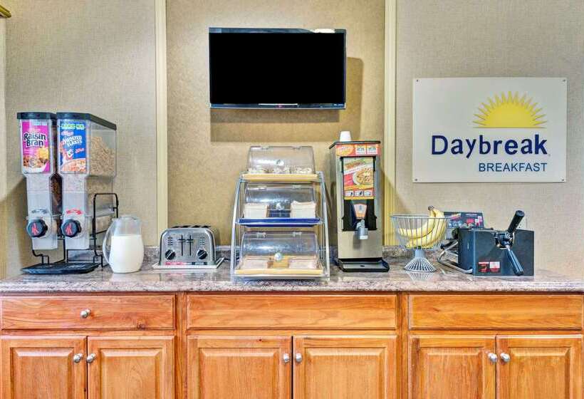 هتل Howard Johnson By Wyndham Galloway Atlantic City Area