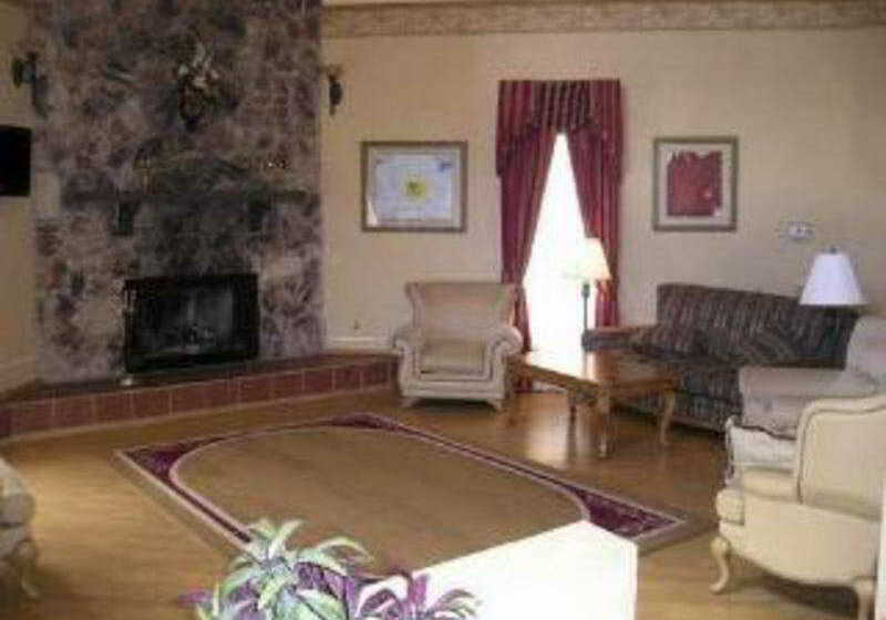 Otel Pan American Inn & Suites