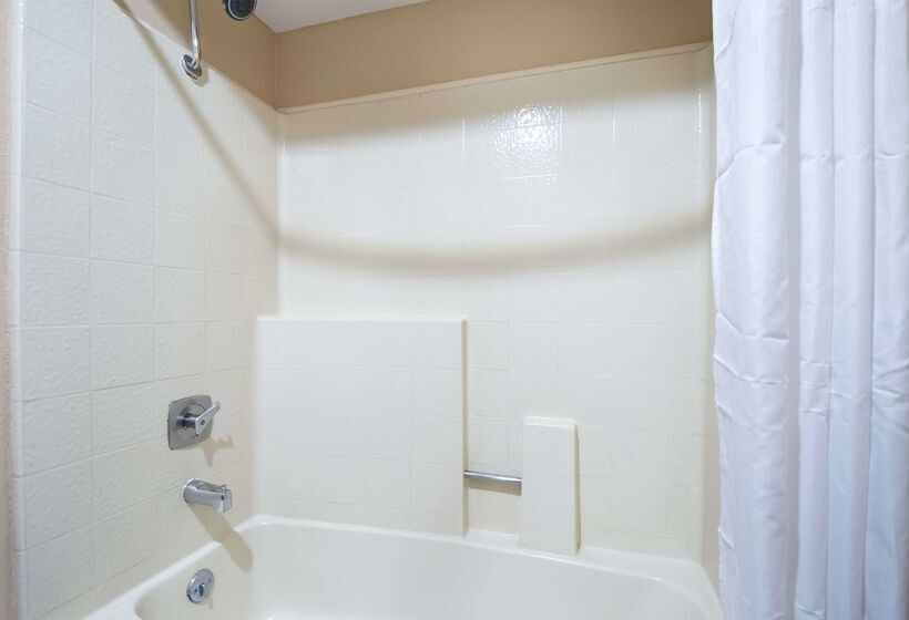 Surestay Plus Hotel By Best Western Reno Airport