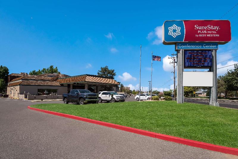 Surestay Plus Hotel By Best Western Reno Airport