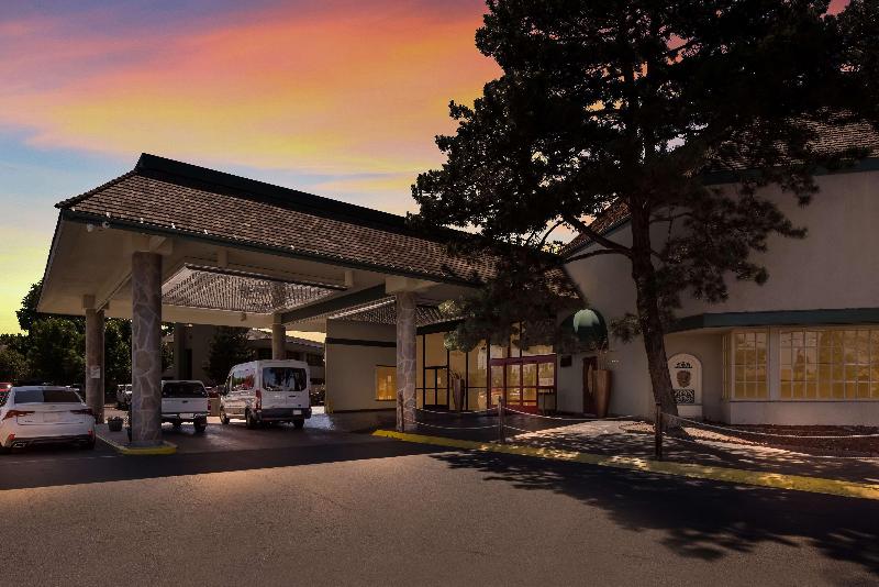 Surestay Plus Hotel By Best Western Reno Airport