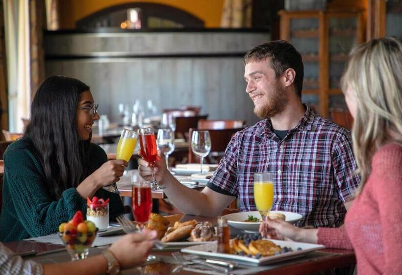 هتل The Abbey Resort