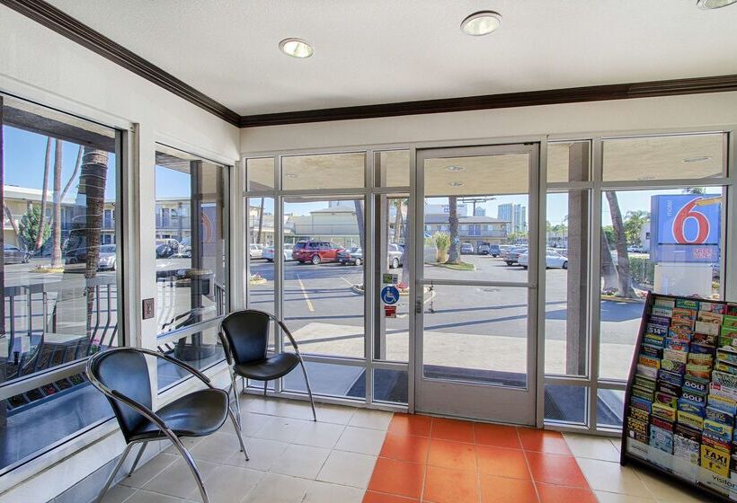 Motel 6 San Diego, Ca Airport Harbor