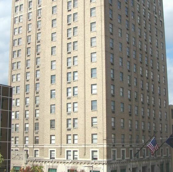 The Abraham Lincoln A Wyndham Hotel