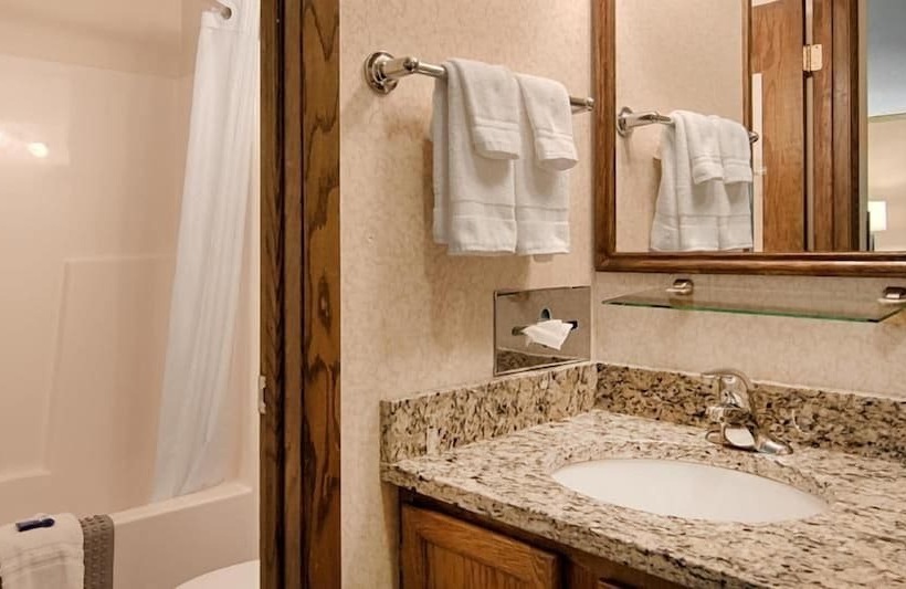 Мотель Centerstone Resort Lake Aire