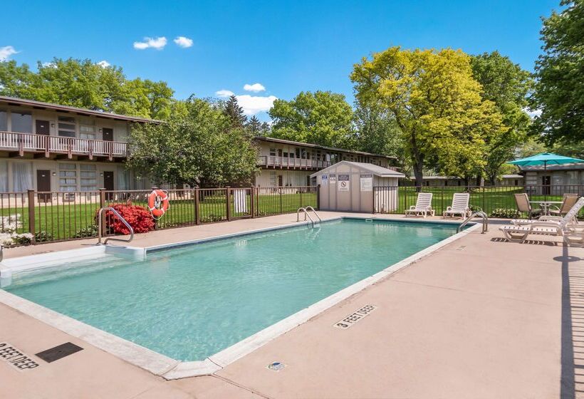 בית מלון כפרי Americas Best Value Inn Painted Post