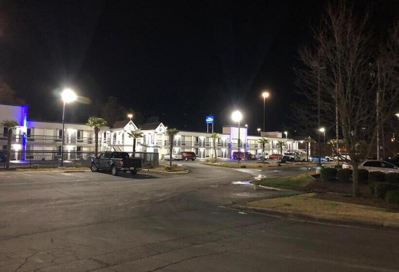 هتل Quality Inn
