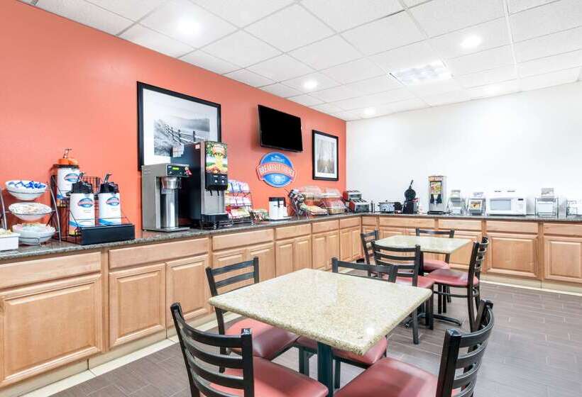 هتل Baymont By Wyndham Midland Airport
