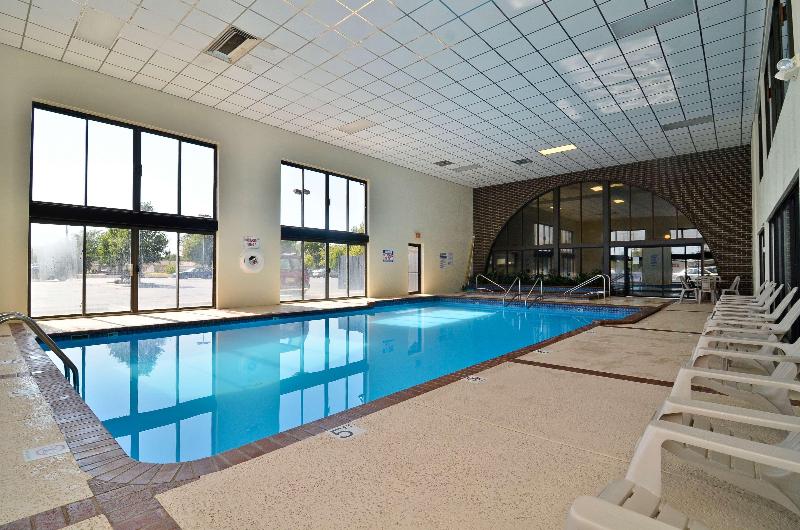 בית מלון כפרי Best Western Angus Inn