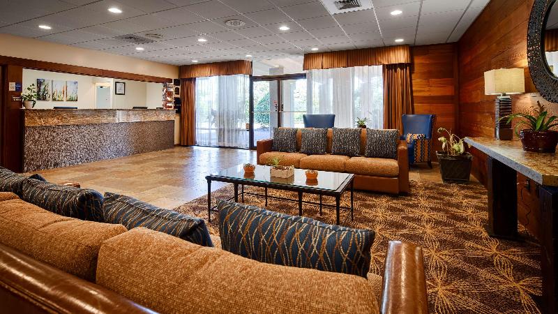 בית מלון כפרי Best Western Crossroads Inn