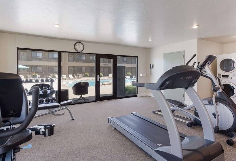 Отель Best Western Foothills Inn