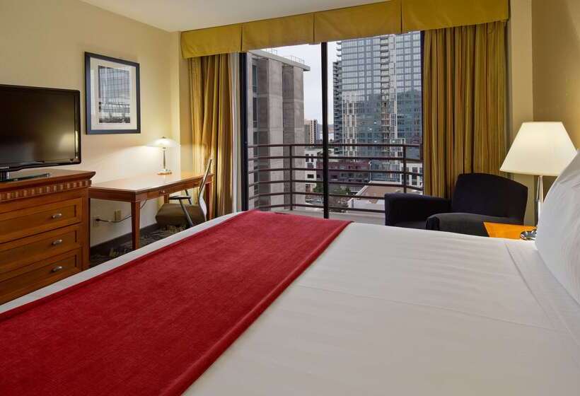 هتل Best Western Plus Bayside Inn