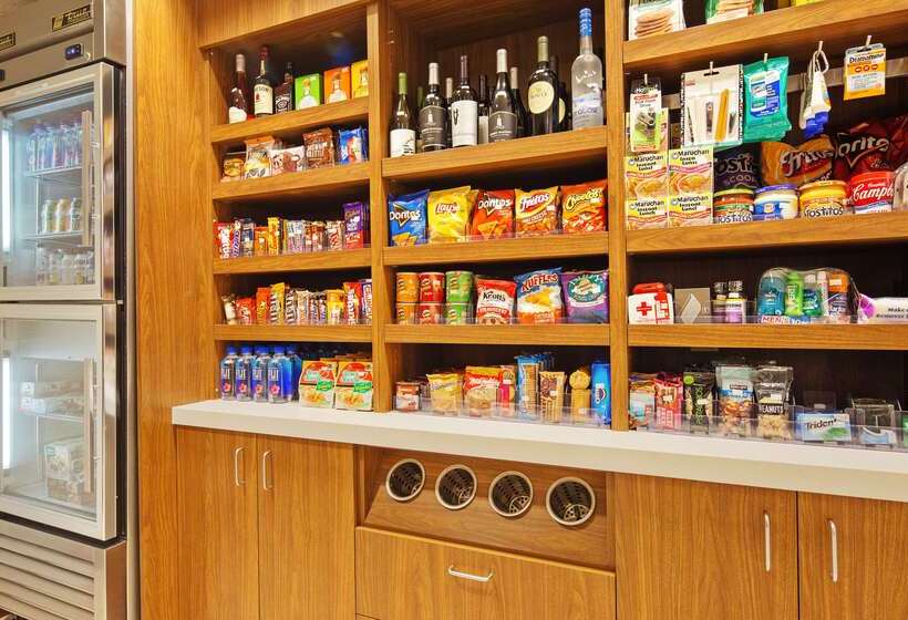 هتل Best Western Plus Bayside Inn