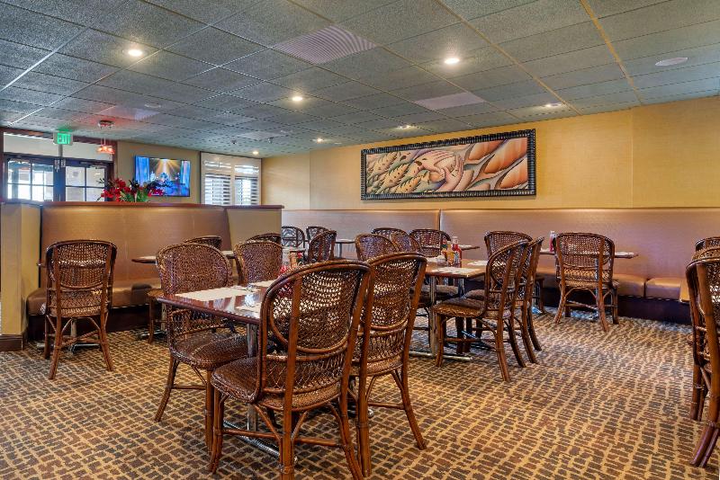 فندق Best Western Plus Brookside Inn