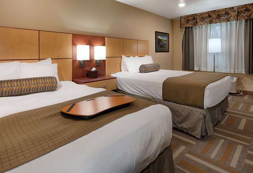 هتل Best Western Plus Clocktower Inn