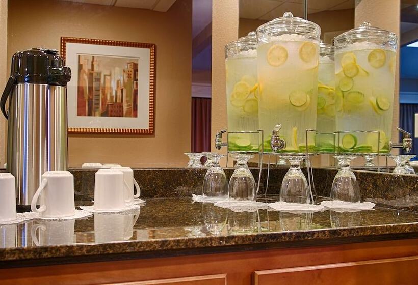 هتل Best Western Coach House