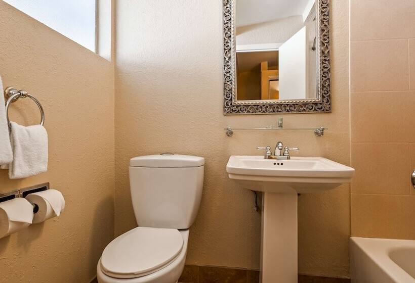 هتل Best Western Coach House