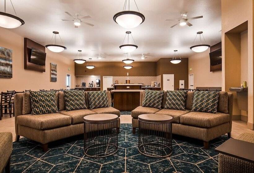 هتل Best Western Plus Executive Inn & Suites