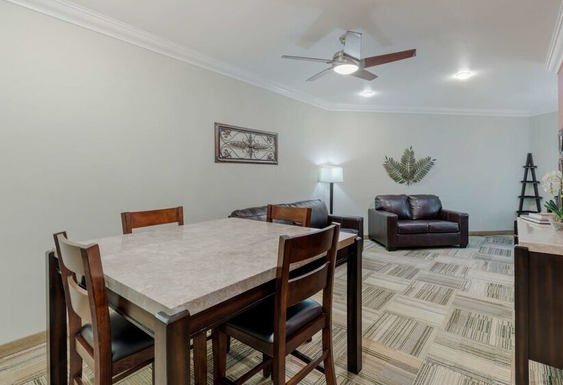 هتل Best Western Plus Loveland Inn