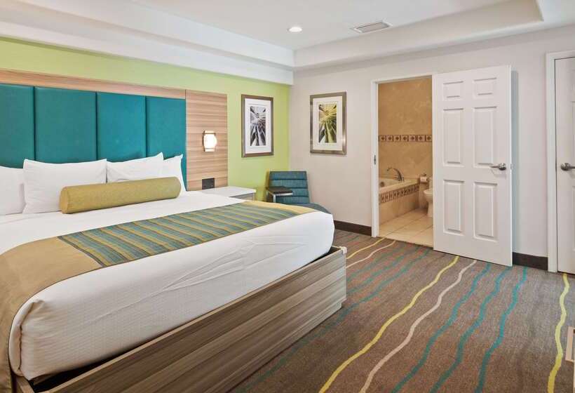 هتل Best Western Plus Oceanside Inn