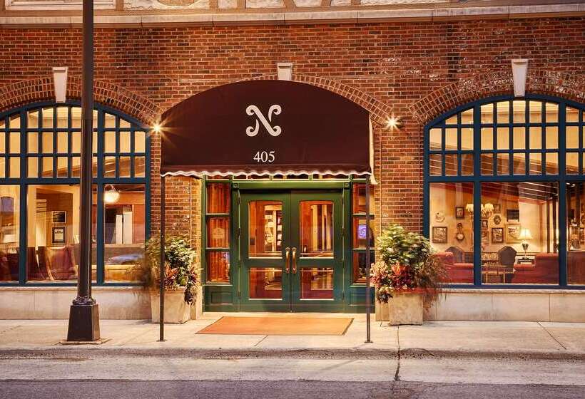 هتل Best Western Plus The Normandy Inn & Suites