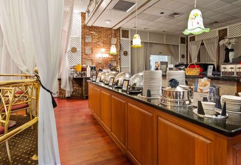 호텔 Best Western Plus Wilkes Barre Center City