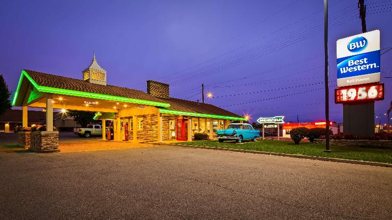 هتل Best Western Route 66 Rail Haven