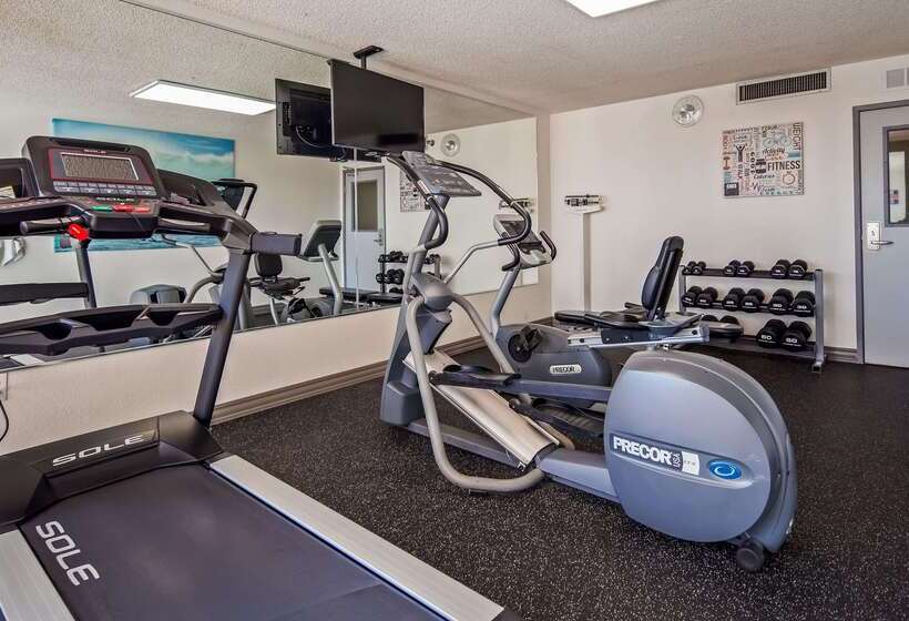 هتل Best Western Yacht Harbor