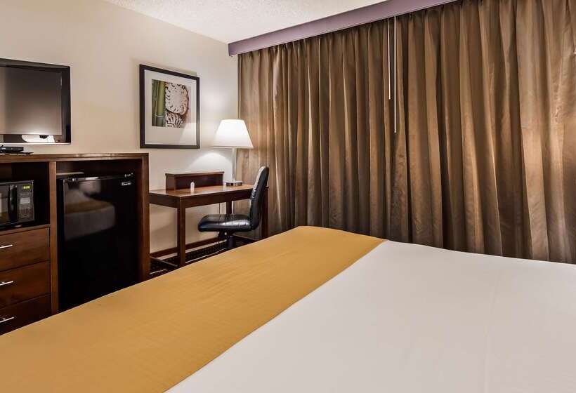 هتل Best Western Yacht Harbor