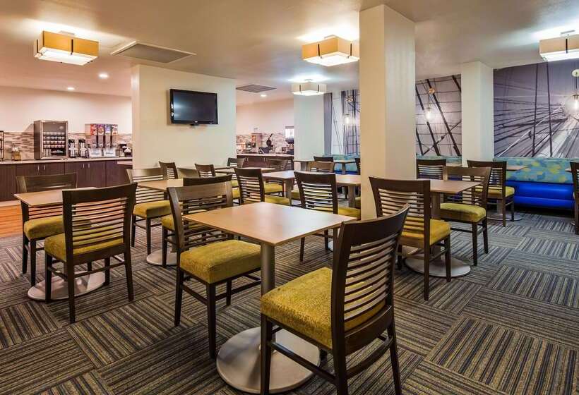 هتل Best Western Yacht Harbor