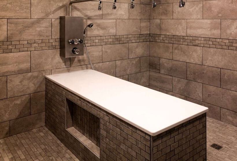 Copper King Convention Center, Ascend Hotel Collection