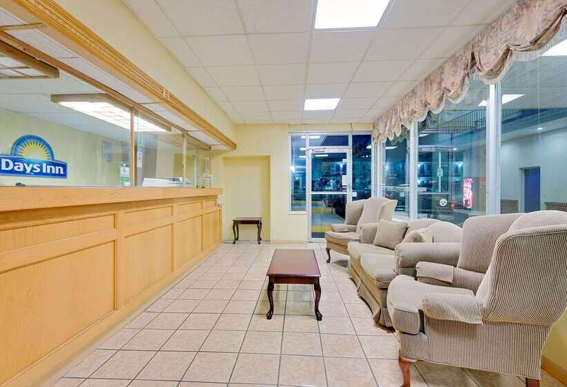 ホテル Days Inn By Wyndham Waynesboro
