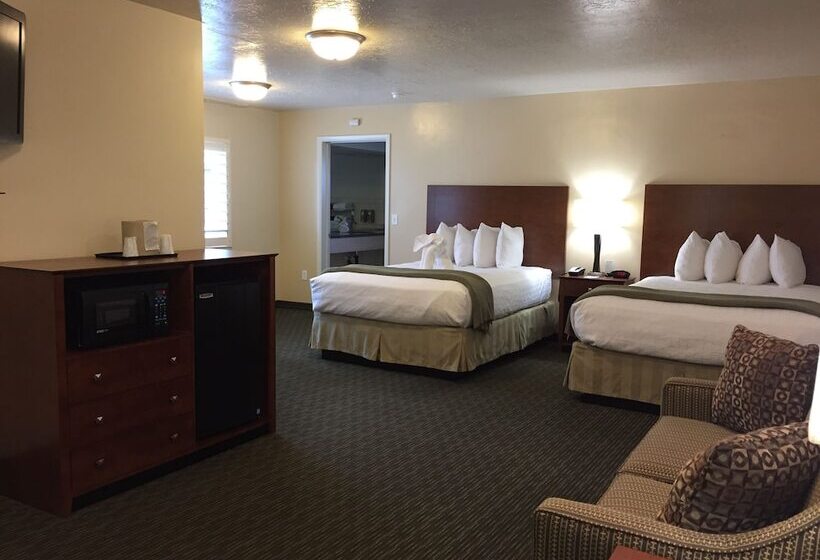 בית מלון כפרי Dinosaur Inn & Suites