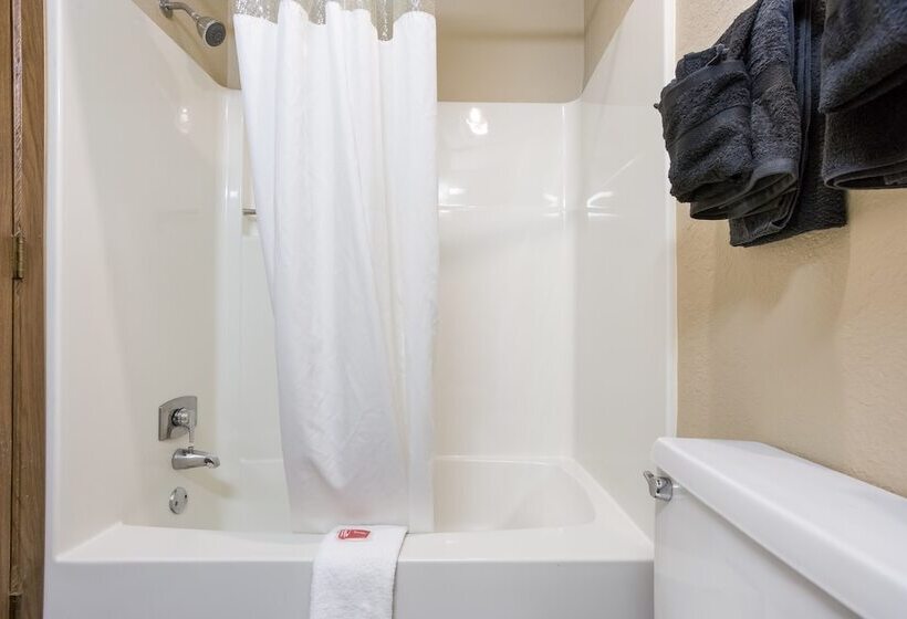 فندق Econo Lodge