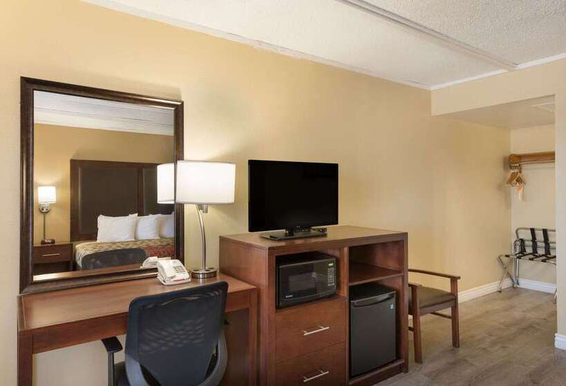 בית מלון כפרי Econo Lodge Flagstaff Route 66