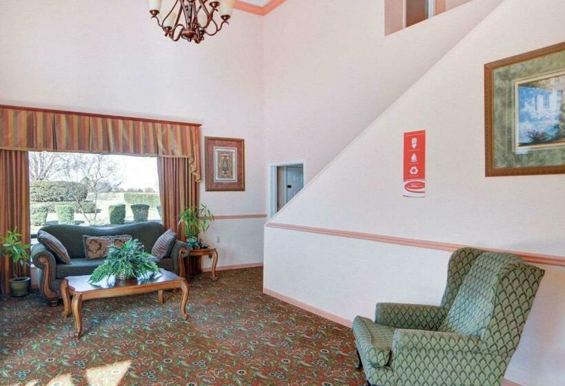 فندق Econo Lodge Marshall