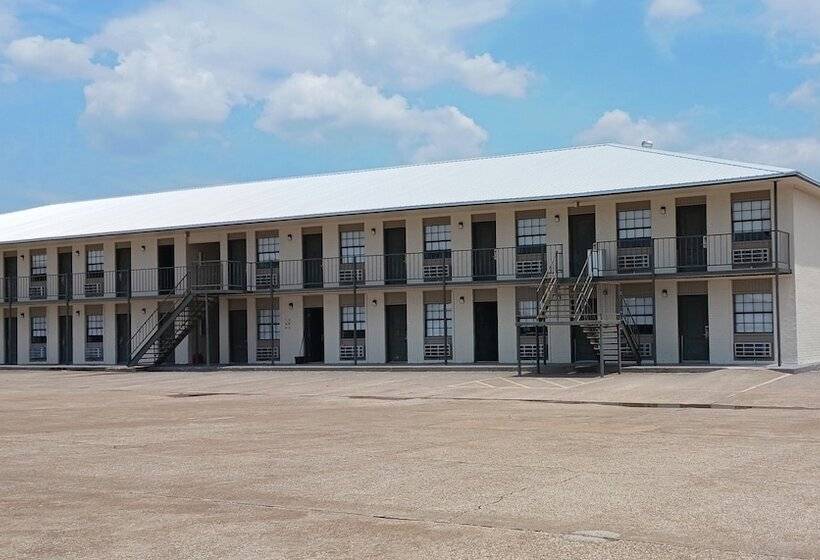 Отель Red Roof Inn Nacogdoches