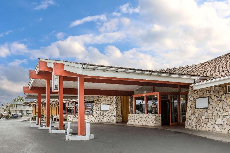 هتل Econo Lodge Near Reno Sparks Convention Center