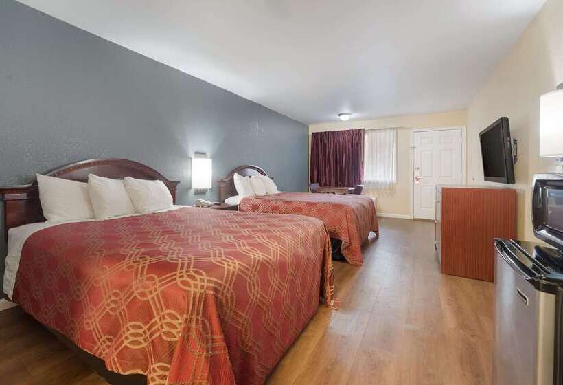 호텔 Econo Lodge