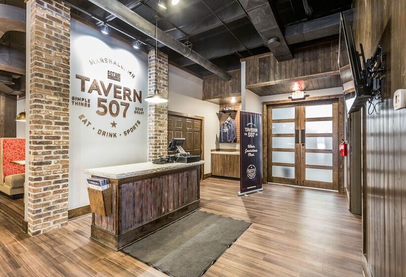 هتل Everspring Inn And Suites